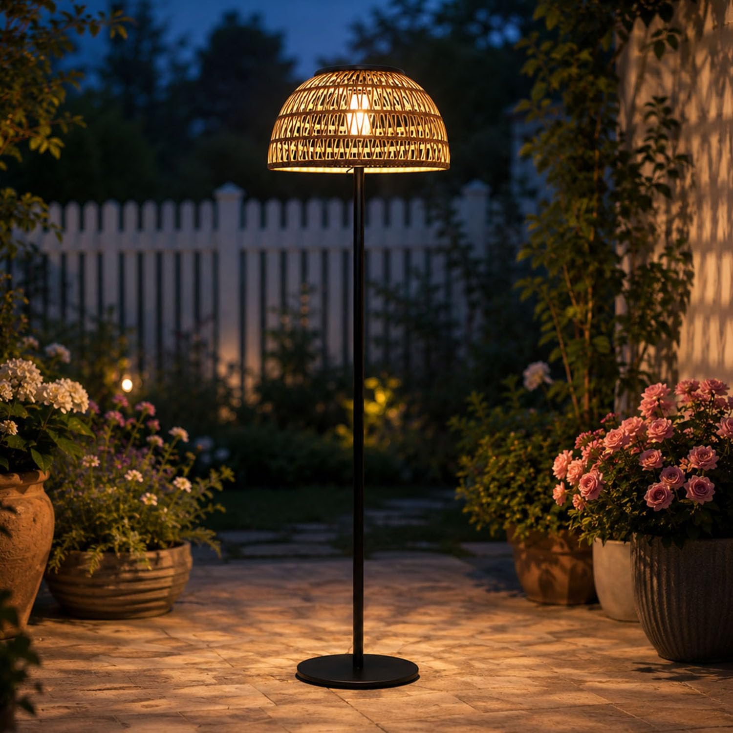 Solar Lamp - Lampu Lantai Luar Ruangan Warna Krem