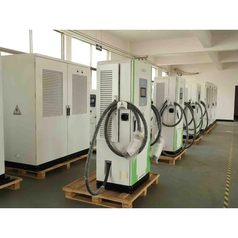 Stasiun Pengisian Daya EV 7kW/ - Outdoor Power Station ulasan dan harga